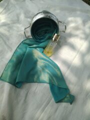 Emerald Luxe Shimmer Hijab – Elegant Formal Wear - Image 3